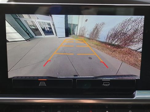 Certified 2022 GMC Sierra 1500 SLT image 32