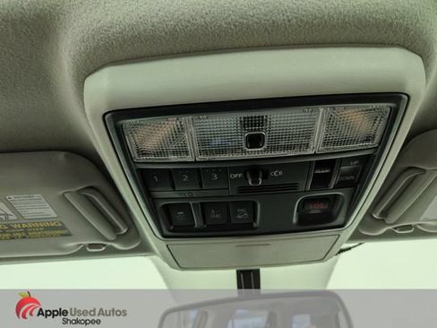 Used 2016 Toyota 4Runner Limited AWD/4WD image 24