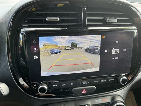 Certified 2025 Kia Soul GT-Line FWD image 24