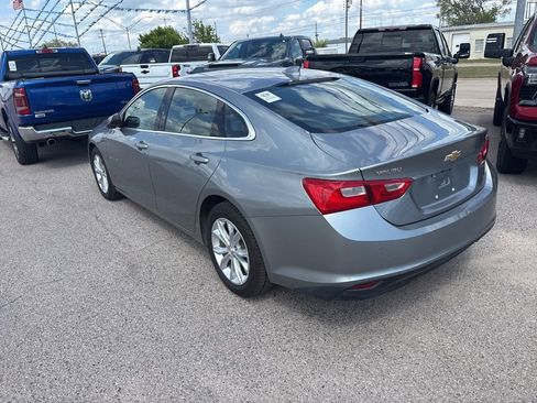 Used 2024 Chevrolet Malibu LT image 3