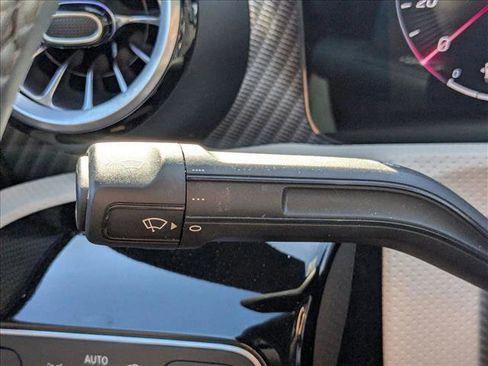 Used 2025 Mercedes-Benz CLA 250 4MATIC image 6