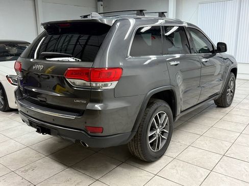 Used 2017 Jeep Grand Cherokee Limited AWD/4WD image 9