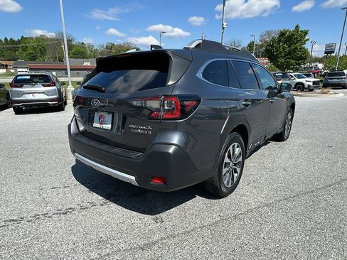 Used 2024 Subaru Outback Touring XT AWD/4WD image 4