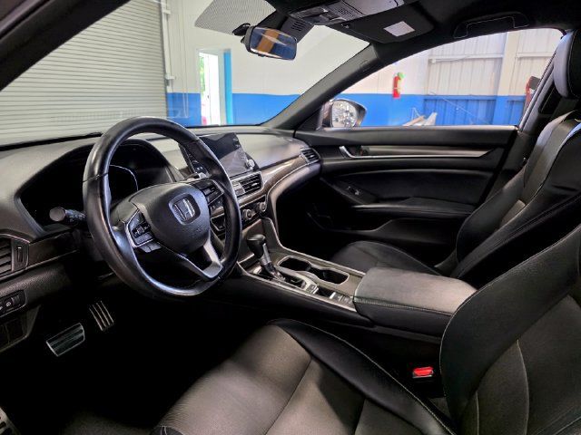 Used 2018 Honda Accord Sport image 23