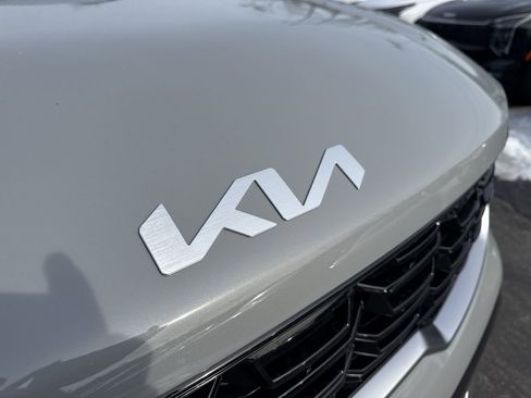 New 2026 Kia Sorento S image 3