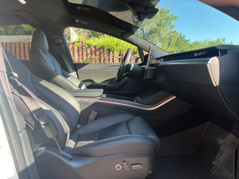 Used 2023 Tesla Model X Plaid AWD/4WD image 18