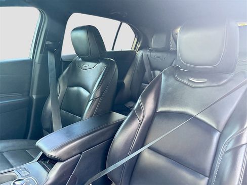 Used 2022 Cadillac XT4 Luxury w/ Cold Weather Package image 20