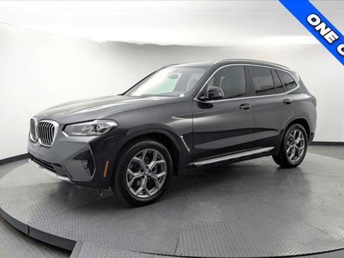 Used 2024 BMW X3 sDrive30i w/ Convenience Package image 2