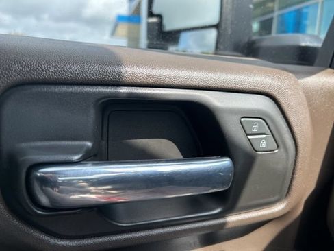 Used 2024 GMC Sierra 3500 SLE w/ SLE Convenience Package AWD/4WD image 19
