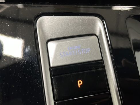 Used 2024 Volkswagen Atlas Cross Sport SE w/ Panoramic Sunroof Package AWD/4WD image 22