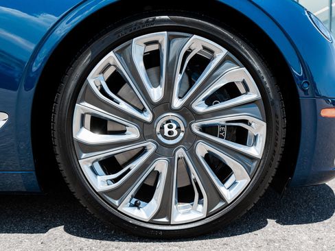 Used 2023 Bentley Continental GT Mulliner AWD/4WD image 16