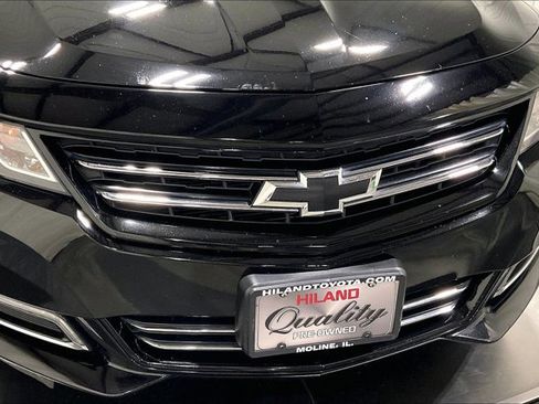 Used 2018 Chevrolet Impala LT FWD image 30