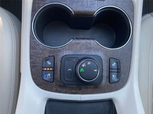 Used 2023 GMC Acadia Denali w/ Denali Ultimate Package image 15