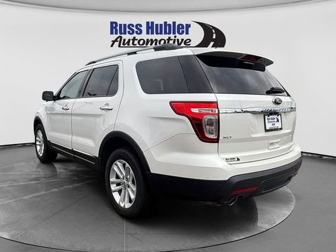 Used 2014 Ford Explorer XLT w/ Equipment Group 202A AWD/4WD image 3