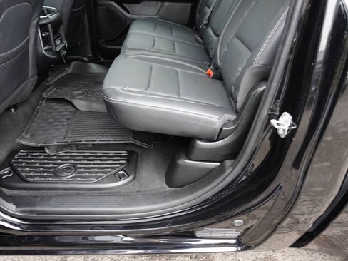 Used 2022 RAM 1500 Big Horn AWD/4WD image 22