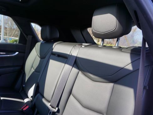 Used 2022 Cadillac XT5 Premium Luxury image 14