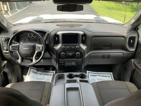 Used 2023 Chevrolet Silverado 2500 LT w/ Convenience Package AWD/4WD image 17