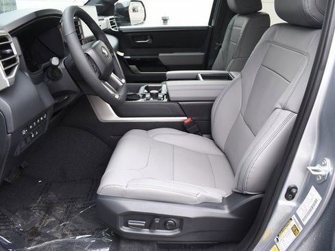 New 2026 Toyota Tundra Limited AWD/4WD image 7