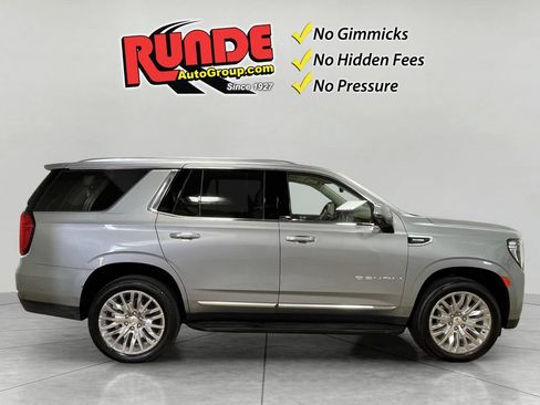 Used 2024 GMC Yukon Denali w/ Advanced Technology Package AWD/4WD image 6