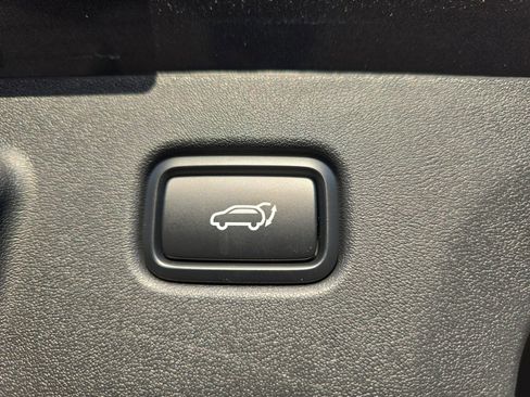 New 2025 Kia EV6 Wind image 13