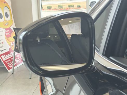 New 2026 Chrysler Pacifica Select image 13