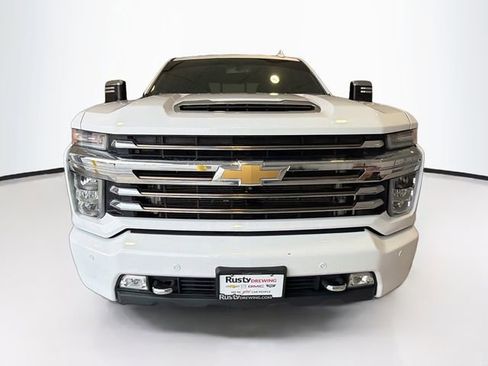 Used 2022 Chevrolet Silverado 3500 High Country image 2
