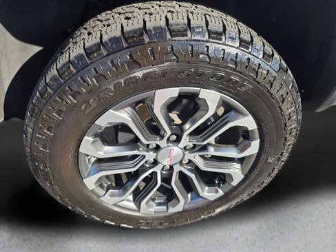Used 2023 GMC Canyon Denali AWD/4WD image 38