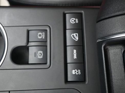 Used 2022 Toyota Highlander XSE image 13