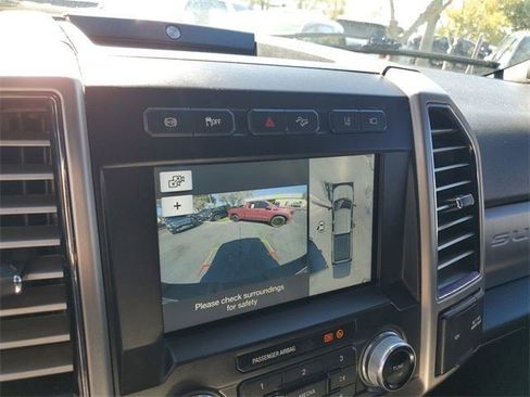 Used 2019 Ford F250 Platinum w/ Platinum Ultimate Package image 91