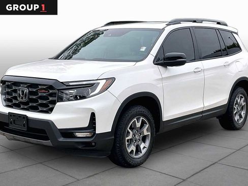 Used 2023 Honda Passport TrailSport image 1