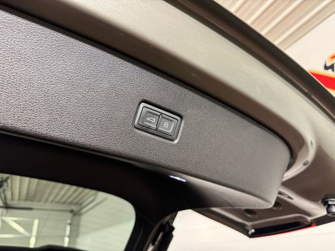 Used 2023 Audi Q5 2.0T Prestige w/ Prestige Package image 38