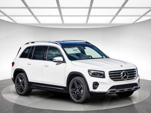 New 2026 Mercedes-Benz GLB 250 image 5