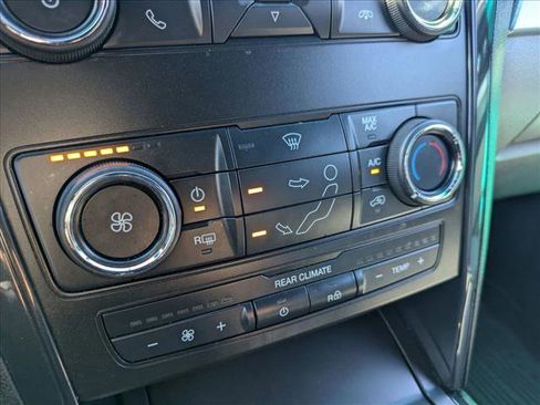 Used 2018 Ford Explorer 4WD image 12
