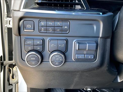Used 2025 Chevrolet Tahoe RST w/ RST Capability Package AWD/4WD image 33