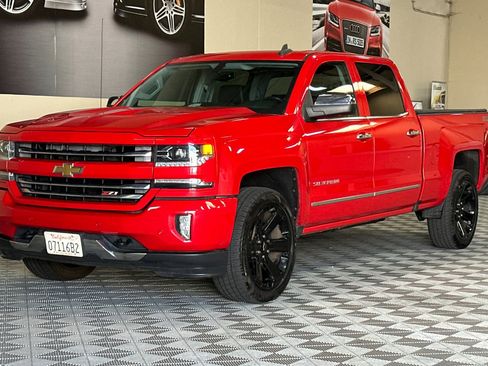 Used 2016 Chevrolet Silverado 1500 LTZ Z71 w/ LTZ Plus Package image 8