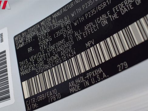 Used 2024 Toyota Sienna XLE image 33