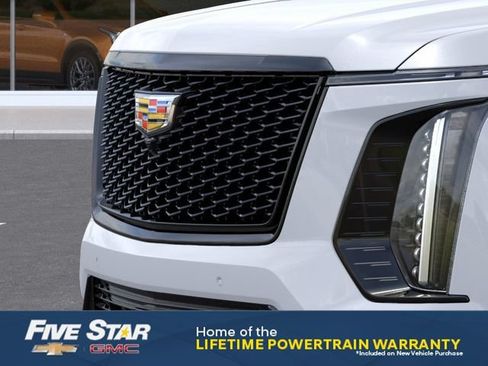 New 2026 Cadillac Escalade Platinum Sport w/ LPO, Floor Liner Package AWD/4WD image 13