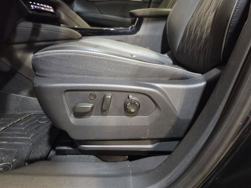 Used 2021 Buick Envision Avenir w/ Technology Package II FWD image 14