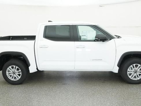 New 2026 Toyota Tundra SR5 AWD/4WD image 11
