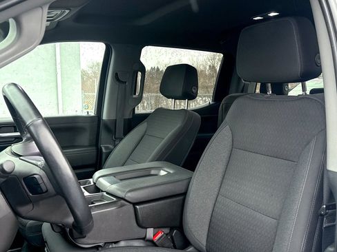 Used 2022 Chevrolet Silverado 1500 RST AWD/4WD image 18