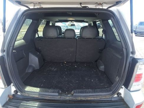 Used 2010 Mercury Mariner Premier image 9