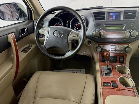Used 2009 Toyota Highlander Limited image 26