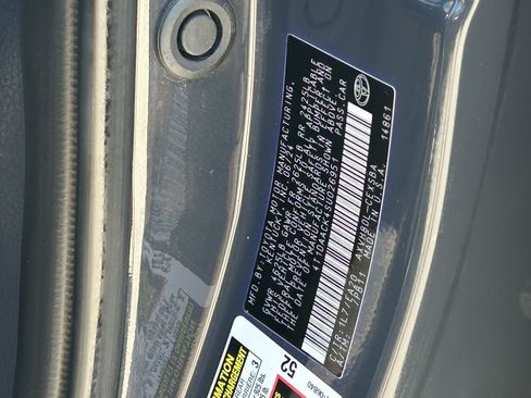 Used 2025 Toyota Camry SE FWD image 30