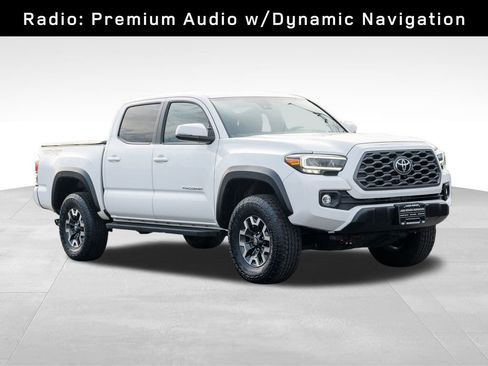 Used 2023 Toyota Tacoma TRD Off-Road image 3