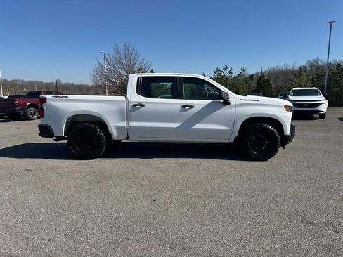 Used 2022 Chevrolet Silverado 1500 W/T w/ WT Fleet Convenience Package AWD/4WD image 3