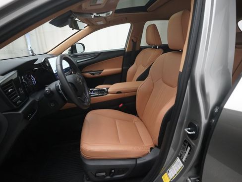 Used 2024 Lexus NX 350 AWD image 7