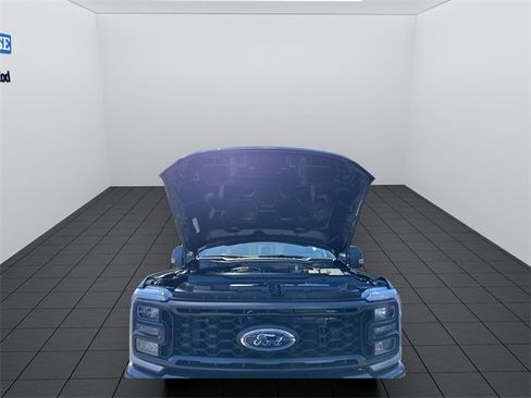 Used 2025 Ford F250 XL w/ STX Appearance Package image 21