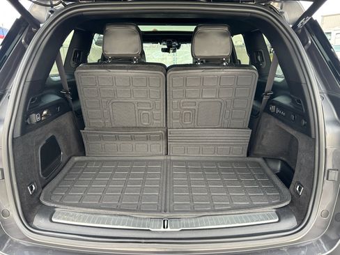 Used 2021 Jeep Grand Cherokee L Overland w/ Luxury Tech Group IV image 12