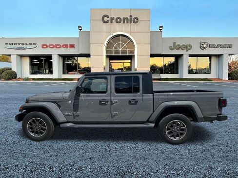 Used 2021 Jeep Gladiator Overland w/ Popular Equipment Package image 6