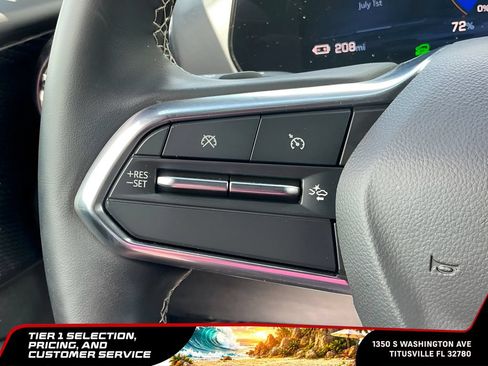 Used 2024 Chevrolet Blazer EV LT AWD/4WD image 39